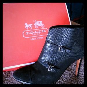 COACH Boot Heel Snake Embossed - Black - 11M